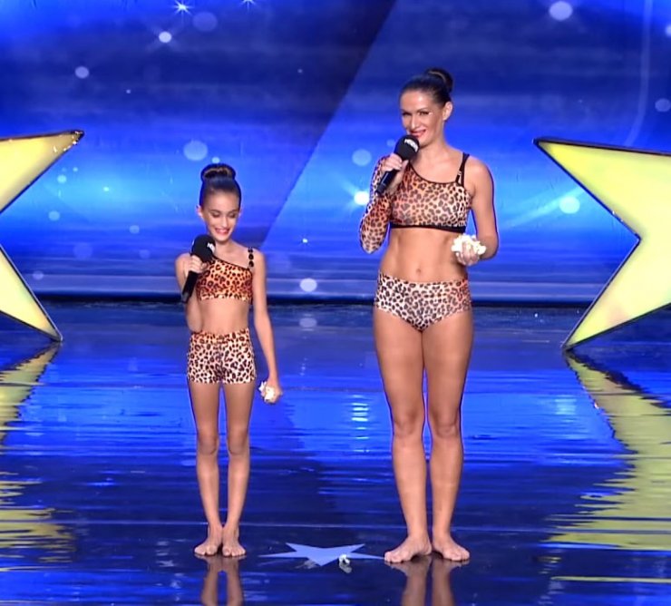 Μαμά και κόρη από την Κύπρο έκλεψαν τις εντυπώσεις στη σκηνή του "Ελλάδα έχεις ταλέντο"