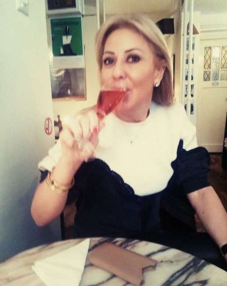 Νόνη Kυπριανού: Γιόρτασε τα γενέθλια της στην Αθήνα