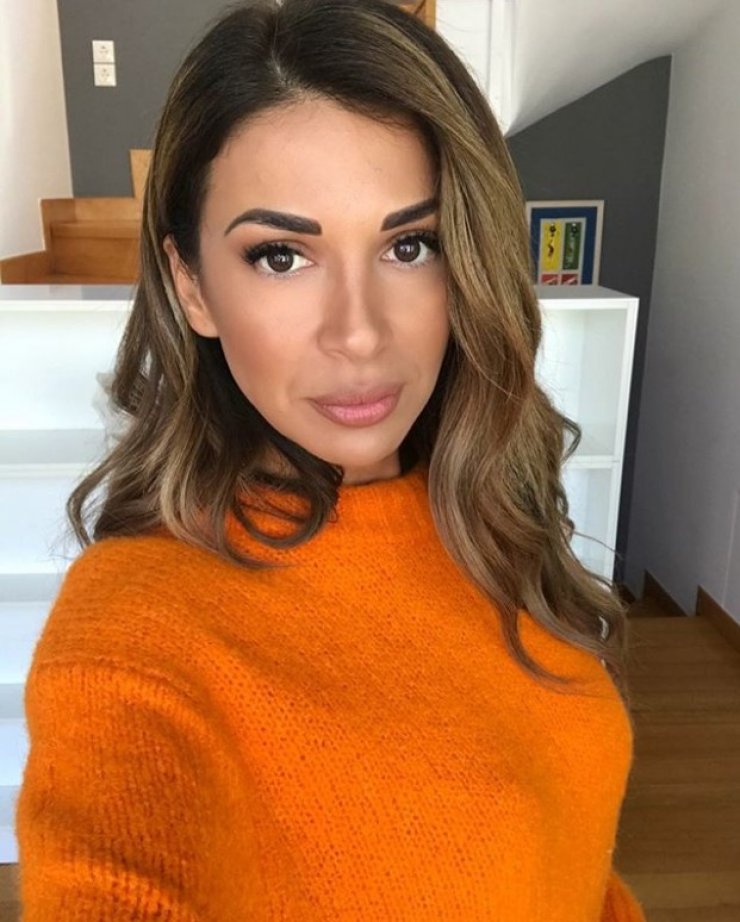 Ελένη Χατζίδου: Δεν θα πιστεύετε τι αποκάλυψε για το τατούαζ που έχει με τα αρχικά του Άρη Σοϊλέδη