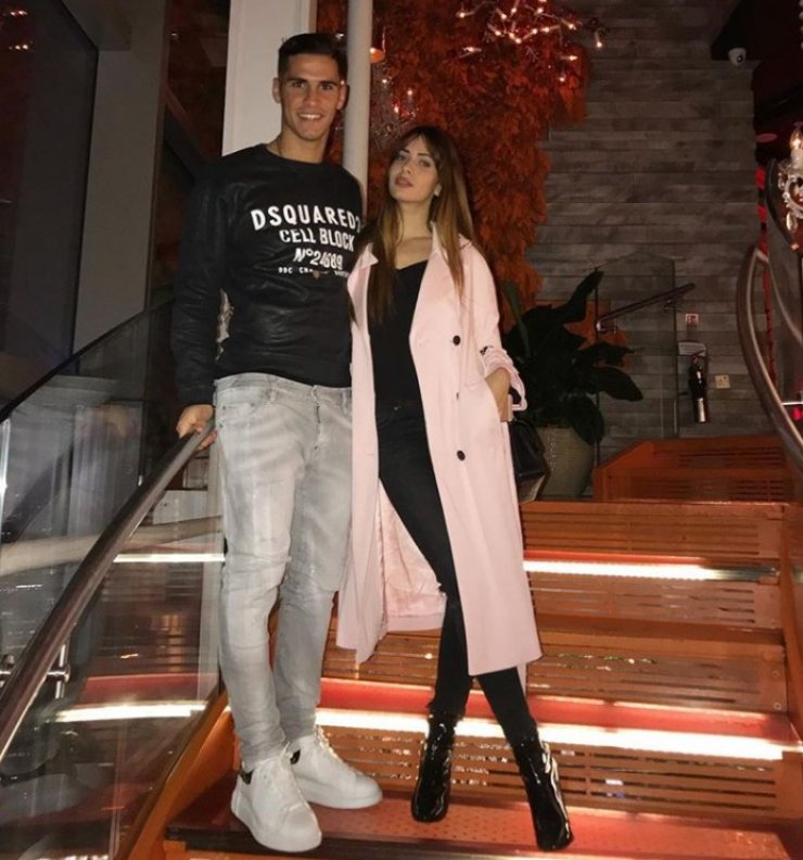 Απίστευτο: H Μαρία Κορτζιά ζωγραφίζει το γυμνό Πιέρο Σωτηρίου