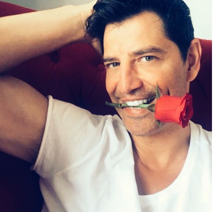 Απίστευτη αποκάλυψη από επώνυμη Ελληνίδα για το Σάκη Ρουβά