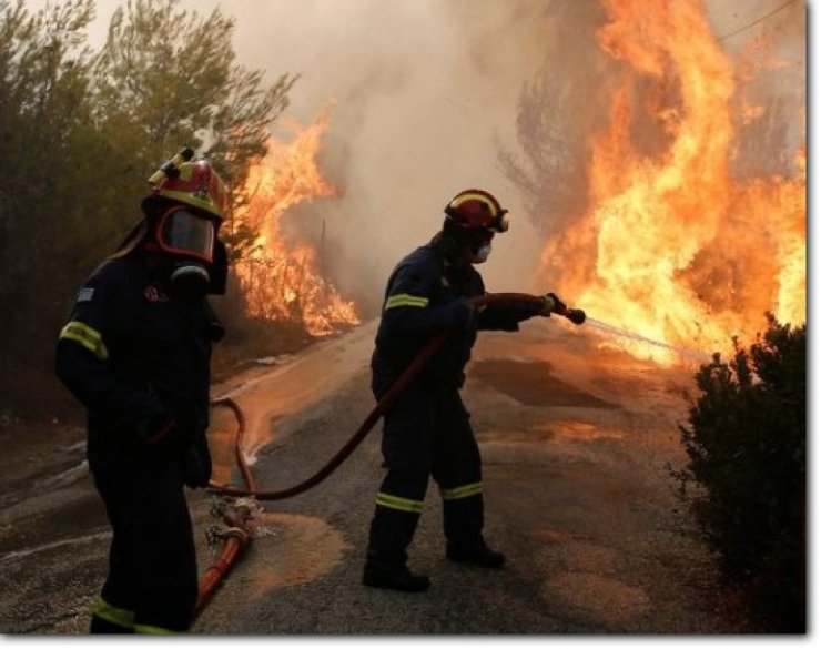 Αγνοείται Ελληνίδα ηθοποιός και ο σύζυγός της από την πυρκαγιά στη Ραφήνα