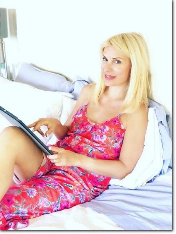 Ελένη Μενεγάκη: Οργή από τους διαδικτυακούς της φίλους για τη στάση της στη μεγάλη τραγωδία!