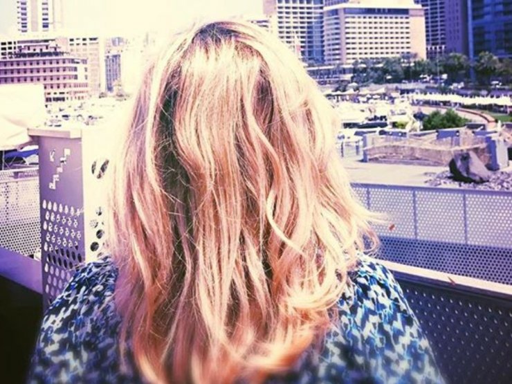 Επώνυμη Ελληνίδα διαψεύδει το χωρισμό της on air