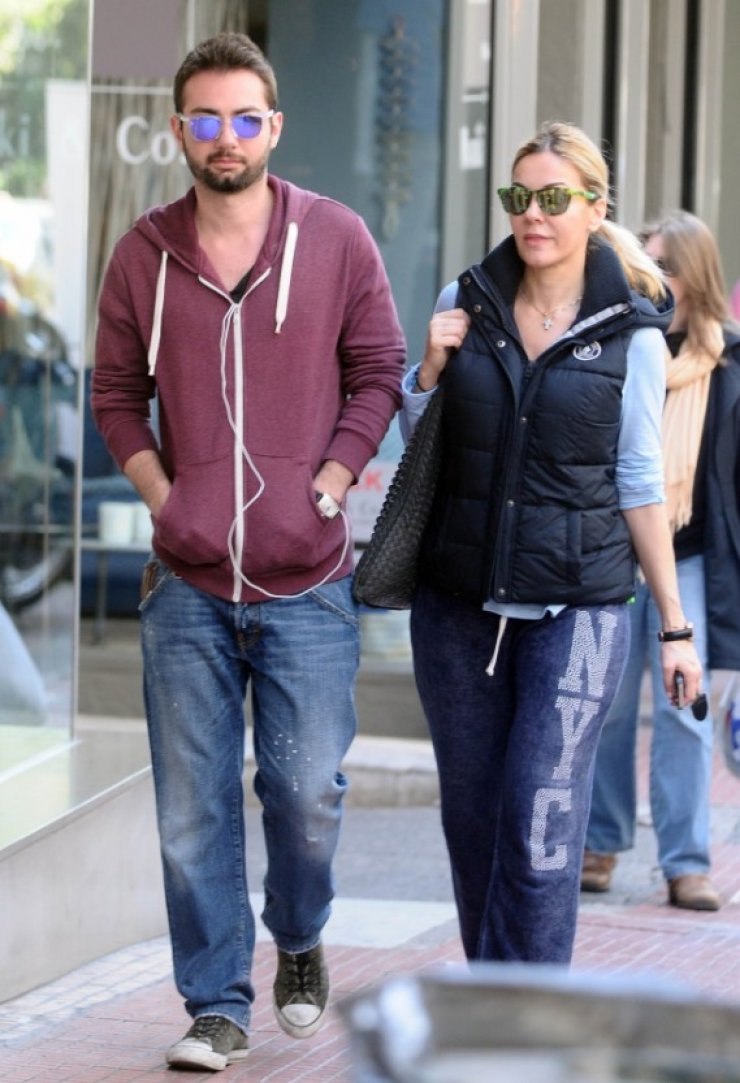 "Λύγισε" η Χριστίνα Παππά, μιλώντας για το κύκλωμα κοκαΐνης στο οποίο εμπλέκεται το όνομά της και του γιου της