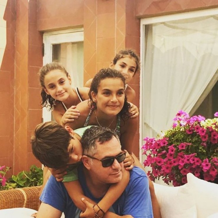 Νικόλας Παπαδόπουλος: Η πιο όμορφη φωτογραφία μαζί με τα παιδιά του κάτω στον βυθό!