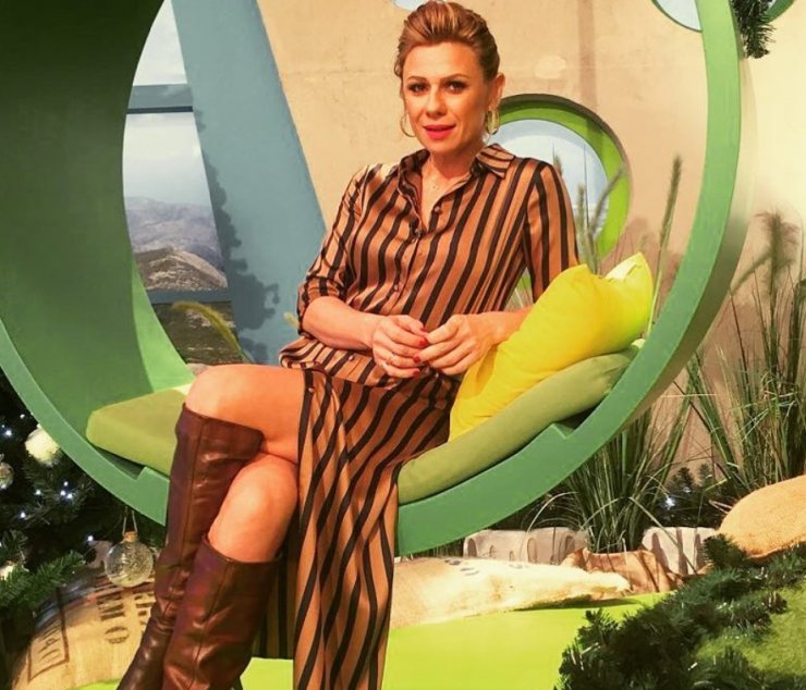 Έμεινε με το στόμα ανοιχτό η Κατερίνα Καραβάτου