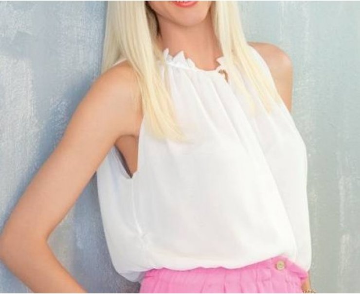 Γνωστή Ελληνίδα: Έκανε το τεστ εγκυμοσύνης της σε καφετέρια της Γλυφάδας!