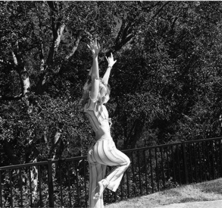 Νέος έρωτας για πασίγνωστη ηθοποιό! [εικόνα]