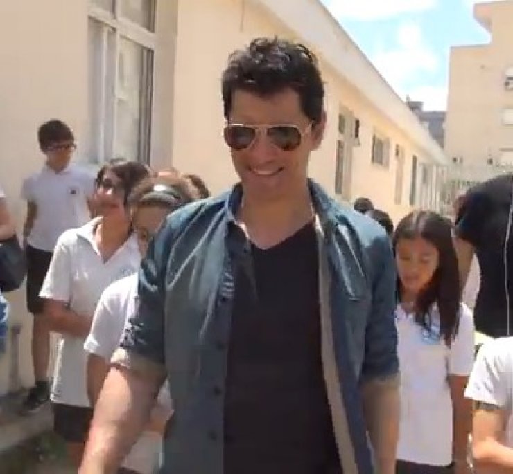 Σάκης Ρουβάς: Τι δήλωσε στο ilovestyle.com φθάνοντας σήμερα στην Λευκωσία