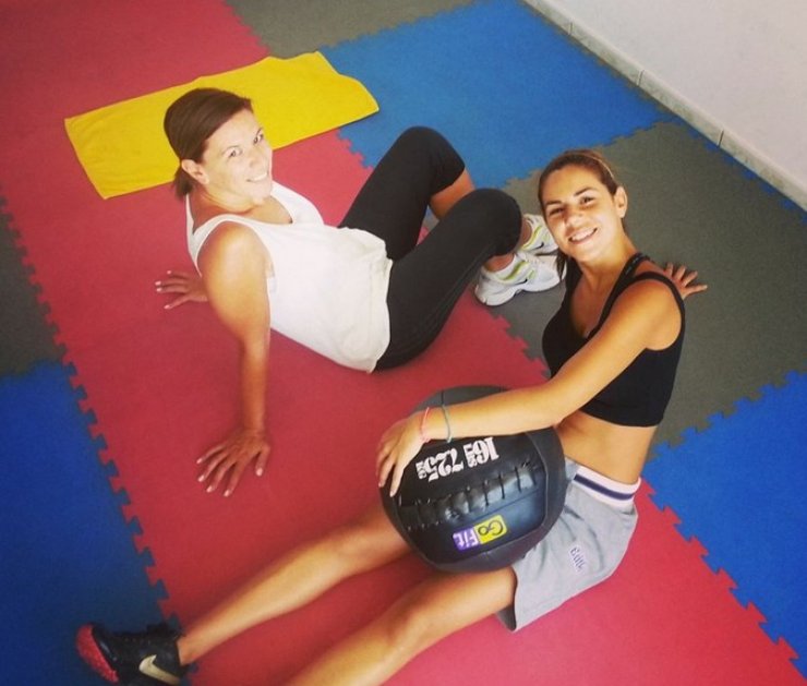 Κατερίνα Κωνσταντίνου- Άντρη Δανιήλ: Το διάλειμμα φέρνει γυμναστική