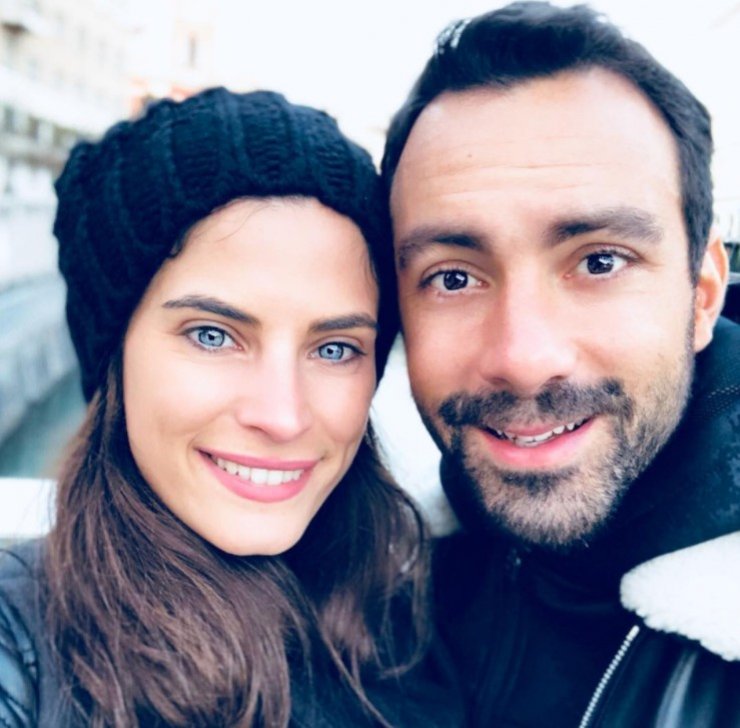 Οι φωτογραφίες που αποδεικνύουν ότι και η Χριστίνα Μπόμπα είναι έγκυος