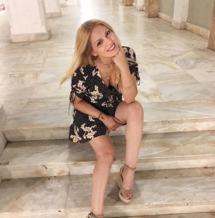 Δείτε τη Δήμητρα Μακρυγιάννη με μαγιό και αναλογίες που κόβουν την ανάσα