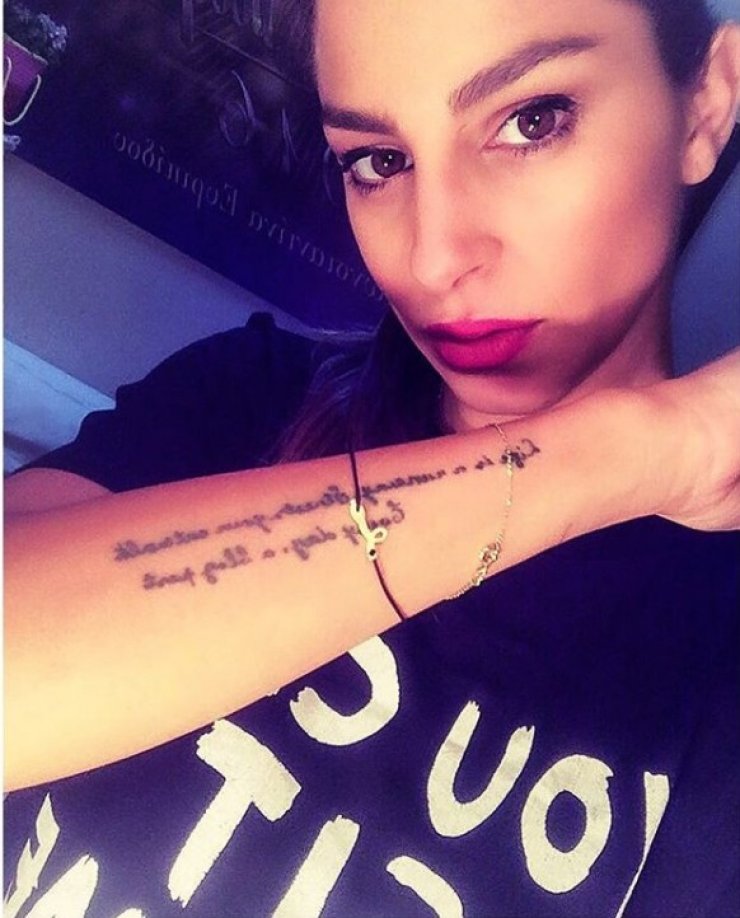 Ποια Ελληνίδα παρουσιάστρια "αντίγραψε" το στυλ της Κωνσταντίνας Ευριπίδου