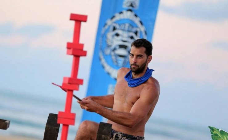 Με ποιον επώνυμο Έλληνα είναι συγγενής ο παίκτης του "Survivor 2" Χάρης Γιακουμάτος