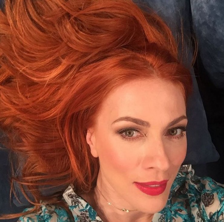 Σμαράγδα Καρύδη: Βάζει μπρος για υιοθεσία παιδιού