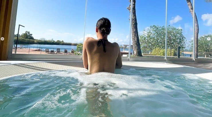 H εγκυμονούσα σύντροφος Κύπριου διεθνή ποδοσφαιριστή γιόρτασε τα γενέθλια της [εικόνες]