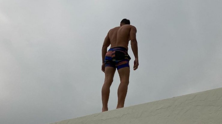 H αποκάλυψη του κούκλου ηθοποιού: "΄Εφυγα από την Κύπρο γιατί..."