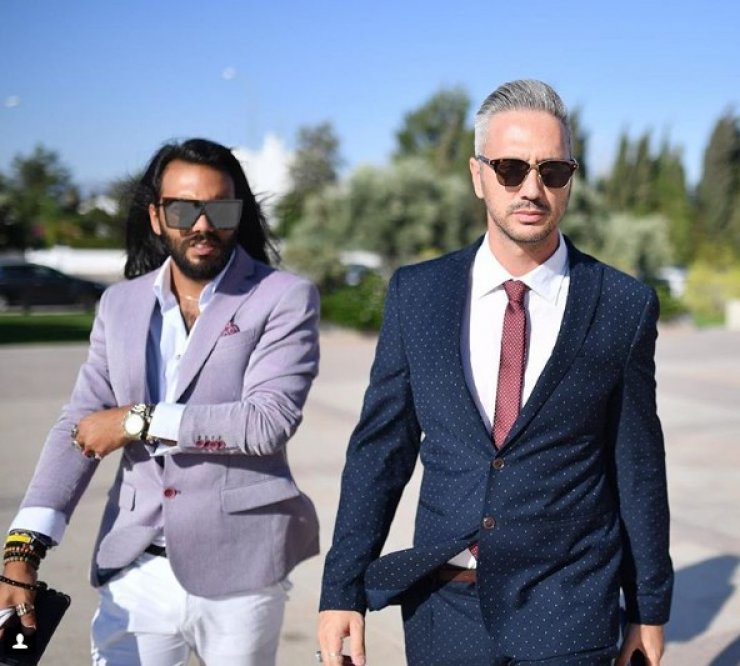 Δείτε τους Νικόλα Ιωαννίδη και Αντρέα Ζαννετίδη να διαλέγουν το νυφικό της Μαρίας Κορτζιά