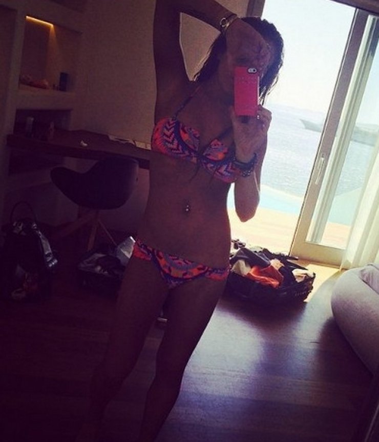 Λίντσεϊ Λόχαν: «Λιώμα» στην Μύκονο