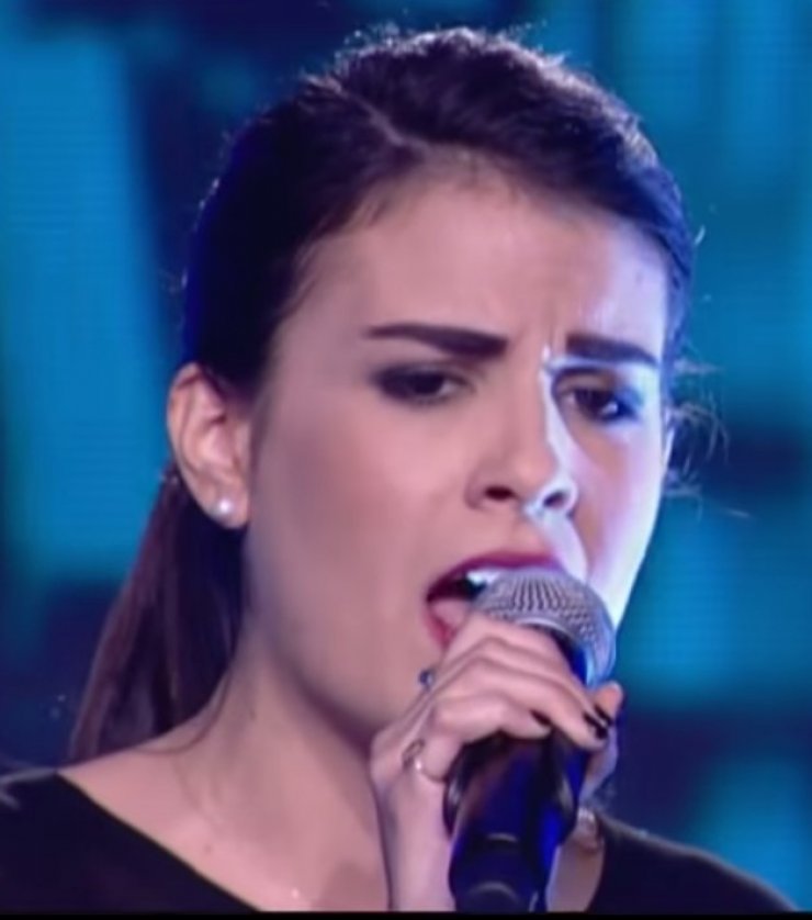 H Kύπρια εγγονή γνωστού πολιτικού που μπήκε στο "The Voice" 