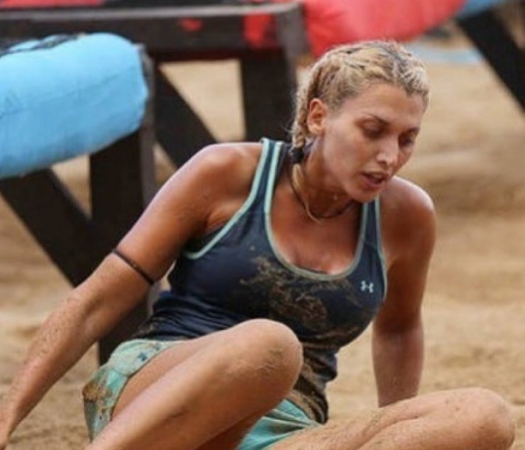 Δείτε το υπέροχο νέο σπίτι της Κωνσταντίνας Σπυροπούλου στη Βούλα!