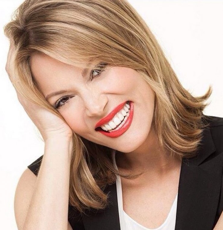 H Bίκυ Καγιά δημοσιεύει την πρώτη της φωτογραφία με φουσκωμένη κοιλίτσα