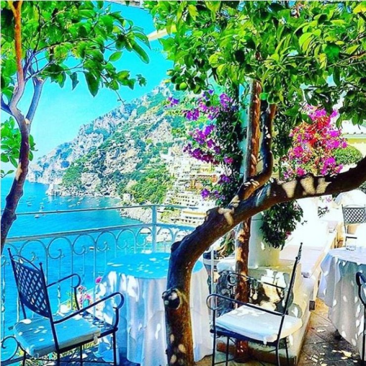 Η Κύπρια ηθοποιός που απολαμβάνει αυτή την θέα!