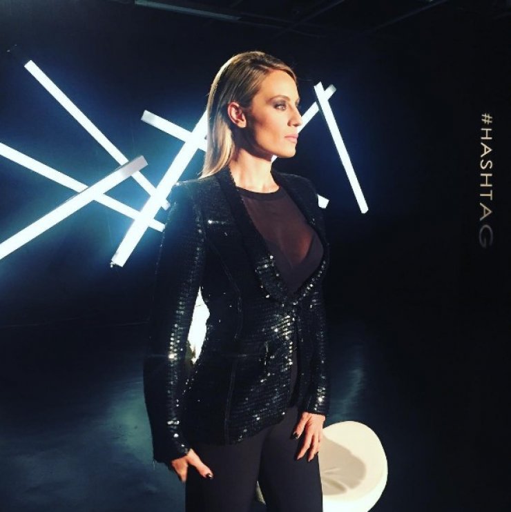 Αρραβωνιάστηκε η Ελεονώρα Μελέτη; [βίντεο]