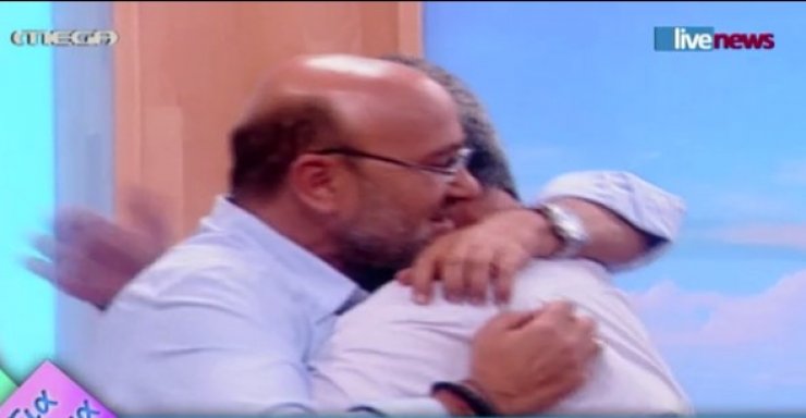 Ο Ανδρέας Δημητρόπουλος συναντά τον αδελφό του μετά από 6 χρόνια