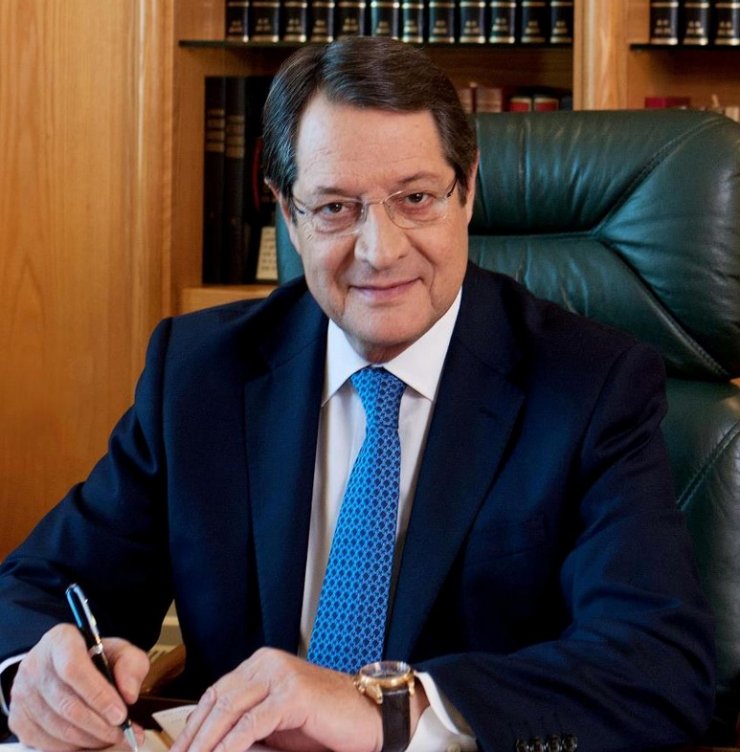 Νίκος Αναστασιάδης: Πως ευχήθηκε ο πρόεδρος στην σύζυγο του για τα γενέθλια της