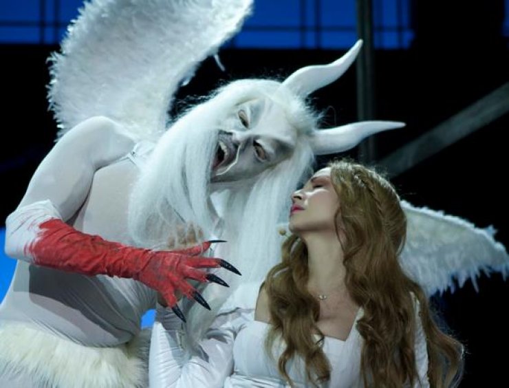 Τι κοινό έχει η Άννα Βίσση με το Game of Thrones;