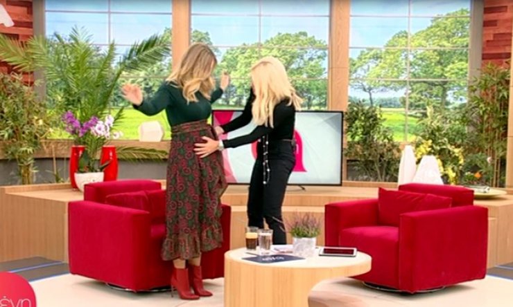 Η Ελένη Μενεγάκη "αποκαλύπτει" το φύλο του μωρού της Ελεονώρας Μελέτη