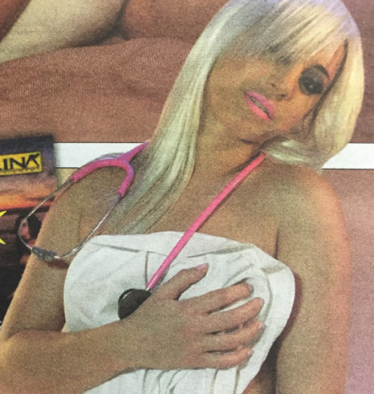 Χαμός: Η πρώτη συνέντευξη της 24χρονης Αφροδίτης που με πτυχίο ιατρικής πρωταγωνιστεί σε ροζ ελληνικές ταινίες