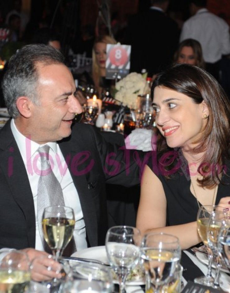 Δείτε την υπέροχη οικία του Αβέρωφ Νεοφύτου στην Αργάκα [βίντεο & εικόνες]