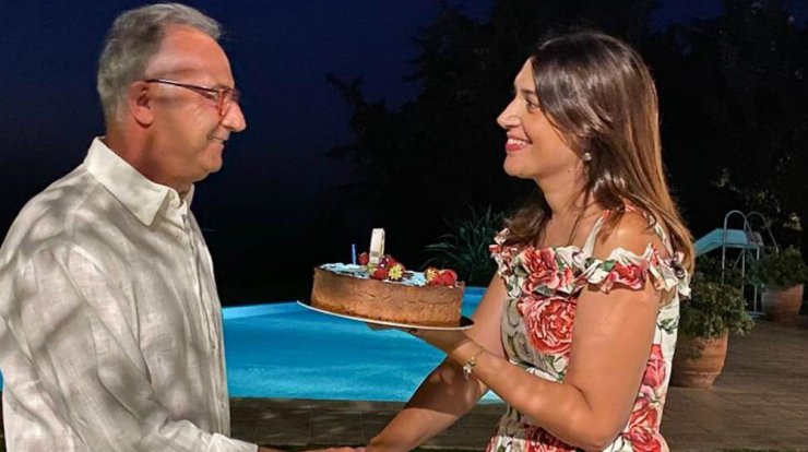 Αβέρωφ - Μαρία Νεοφύτου: Η σπάνια φωτογραφία μαζί με τον 10χρονο γιο τους Περικλή