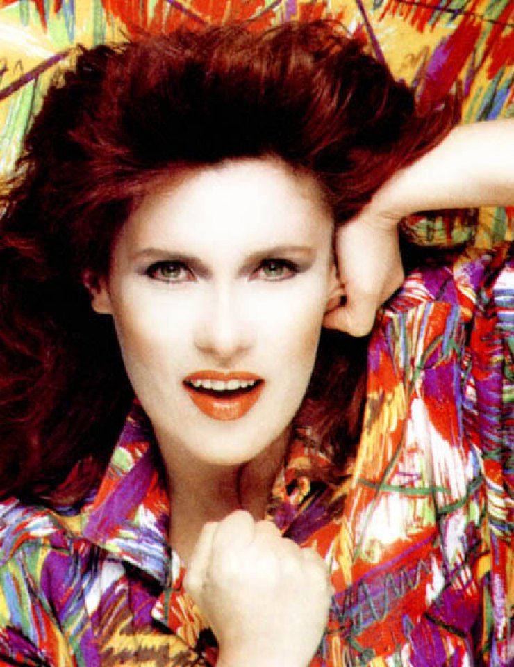 Πωλίνα: "Έμεινα χωρίς λεφτά με ένα παιδί που έφευγε στο εξωτερικό"