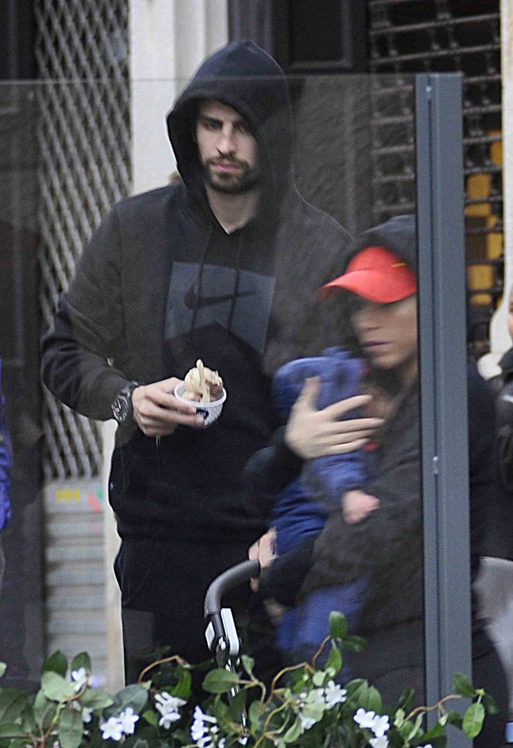 Shakira – Gerard Piqué: Πρώτη έξοδος μαζί με το γιο τους Milan