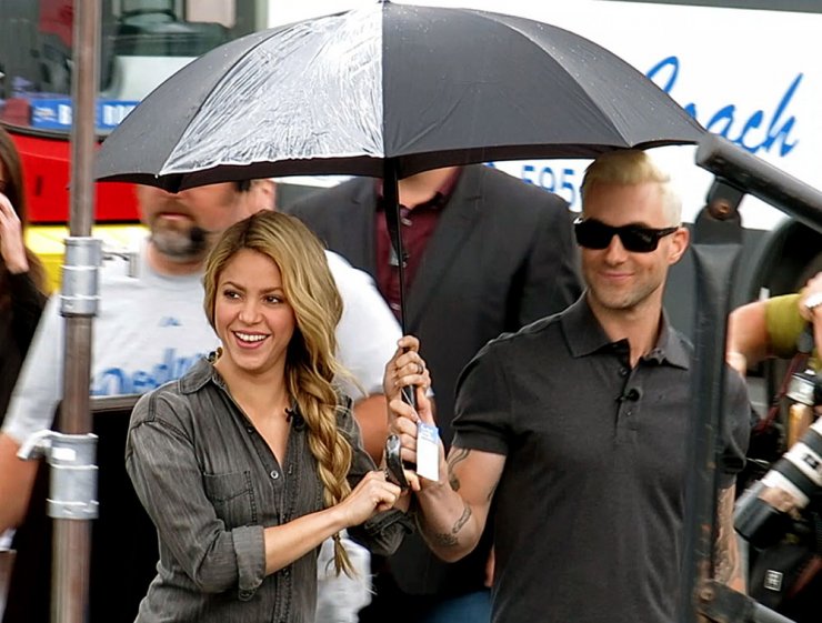 Τι κάνει η Shakira με τον πιο σέξυ άντρα του πλανήτη;