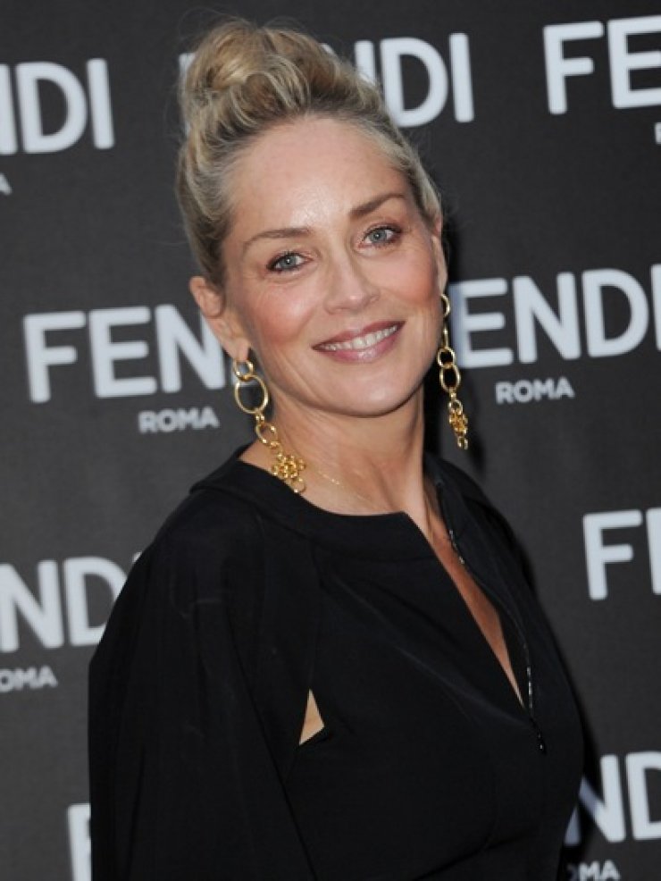 Sharon Stone: Μίλησε για τις αποβολές και τις υιοθεσίες των παιδιών της