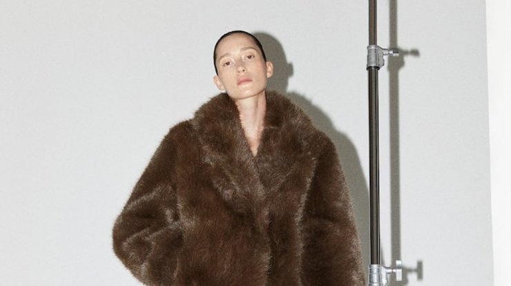 3+1 χρυσά party shoes για να φορέσεις σήμερα