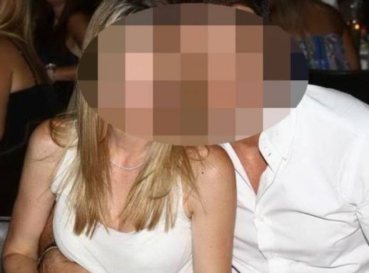 Δεν φαντάζεστε ποιου Έλληνα τραγουδιστή η σύζυγος είναι έγκυος!