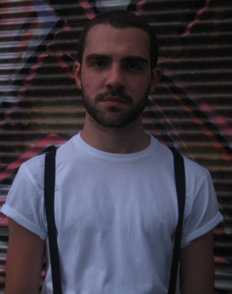 Η στιλιστική αλλαγή Κύπριου ηθοποιού απο το 2009 μέχρι σήμερα