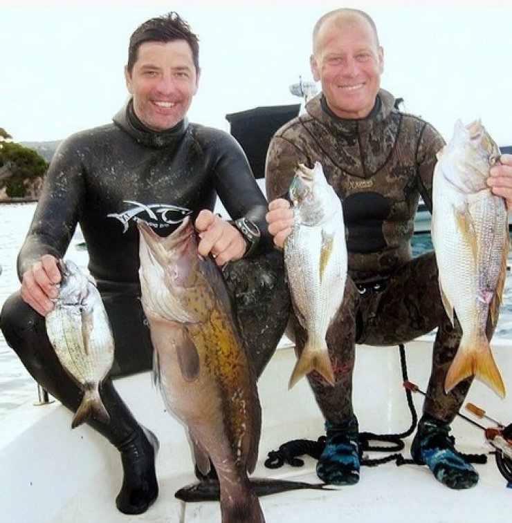 Σάκης Ρουβάς: Κορυφαίος και στο ψάρεμα