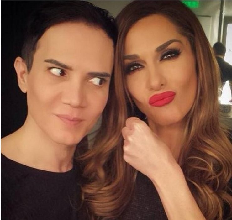 Άγριο κράξιμο στην Δέσποινα Βανδή για νεα ρετουσαρισμένη φωτογραφία της