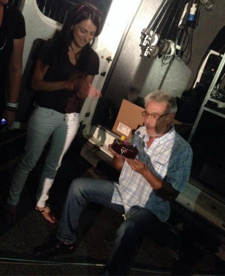 Σταύρος Λούρας: Η τούρτα έκπληξη για τα γενέθλια του