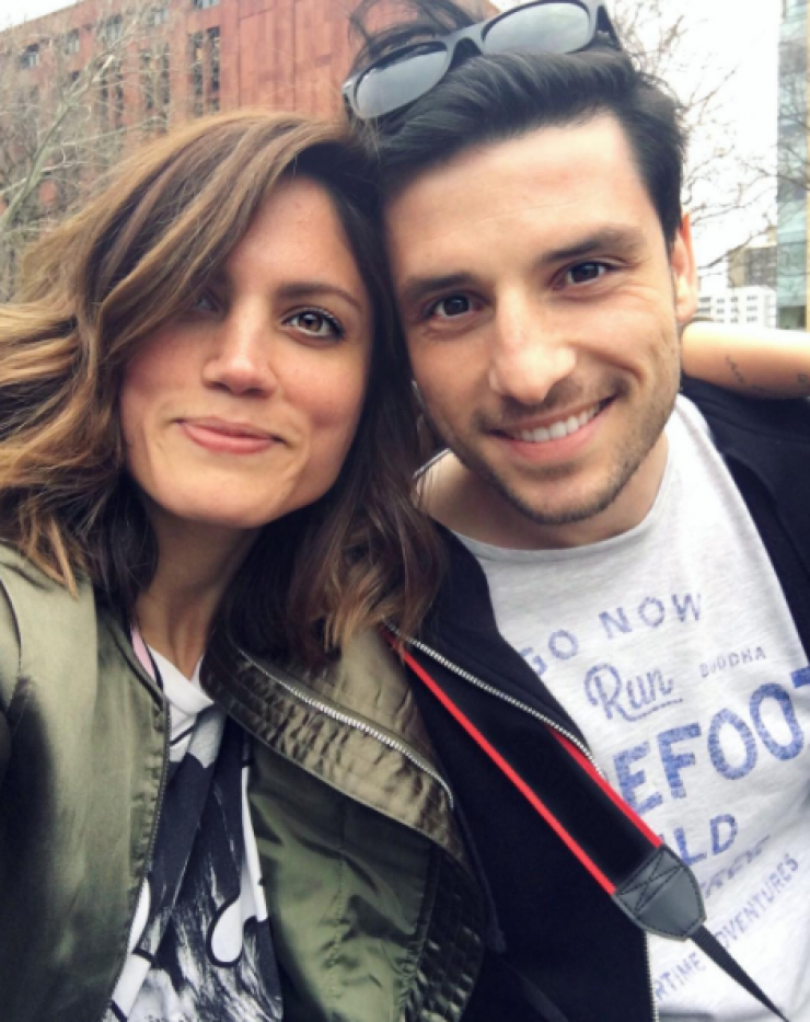 Μαίρη Συνατσάκη – Σπύρος Χατζηαγγελάκης: Ανεβαίνουν τα σκαλιά της εκκλησίας;