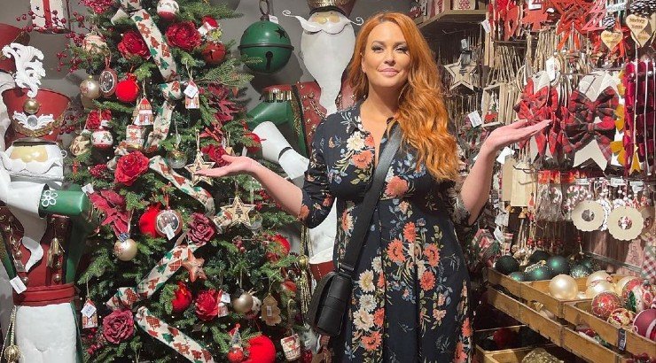 Σίσσυ Χρηστίδου: Το γιορτινό σαλόνι του σπιτιού της είναι ότι πιο cozy έχεις δει! [εικόνες]