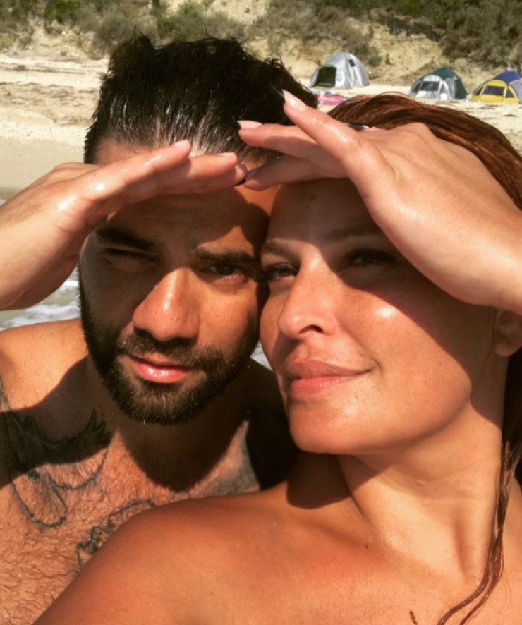 Θοδωρής Μαραντίνης – Σίσσυ Χρηστίδου: Η πιο όμορφη οικογενειακή φωτογραφία αγκαλιά με τα παιδιά τους!