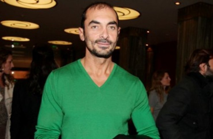 Δείτε τον Αλέκο Συσσοβίτη, μόλις 20 ετών barman στη Μύκονο